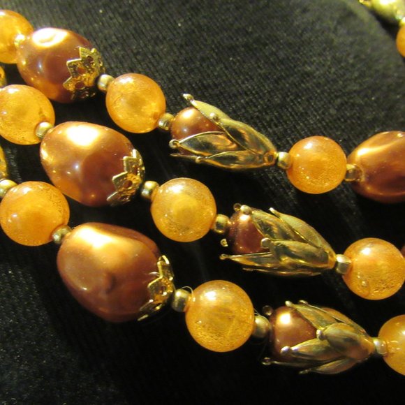 🧡 Gorgeous Vintage Copper-Gold Tulip Beaded Necklace - Picture 6 of 16